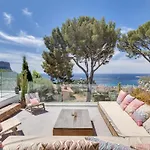 Villa Luxurious Architectural