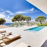 ヴィラ Luxurious Architectural カシ