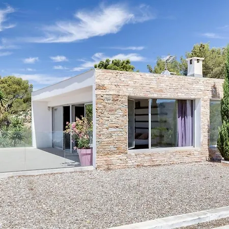 Luxurious Architectural Villa Cassis