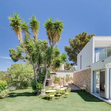Villa Luxurious Architectural *