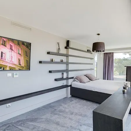 Villa Luxurious Architectural Cassis