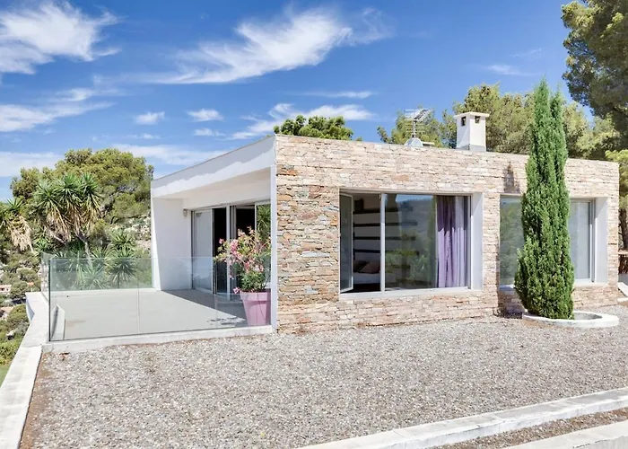 Luxurious Architectural Villa Cassis
