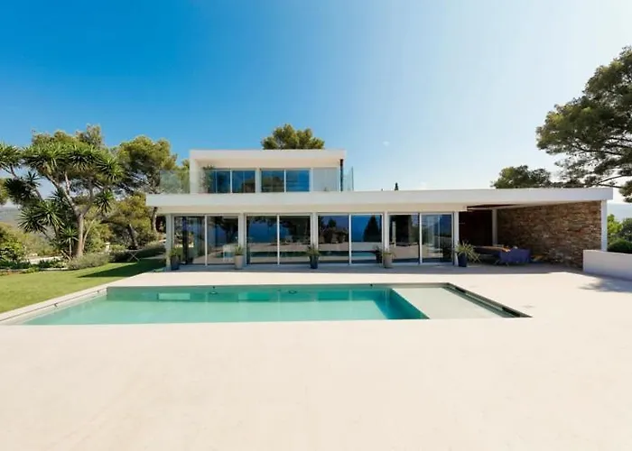 Villa Luxurious Architectural