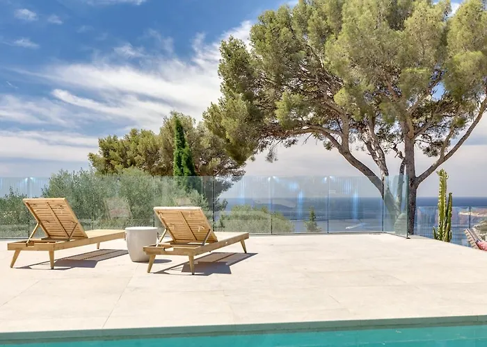 Villa Luxurious Architectural *