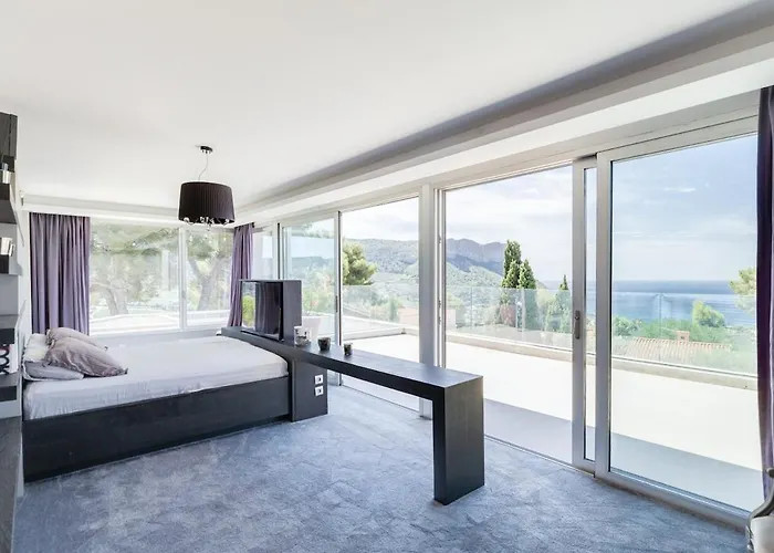 Luxurious Architectural *